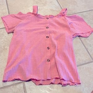 Girls cropped pink button up shirt cute and trendy